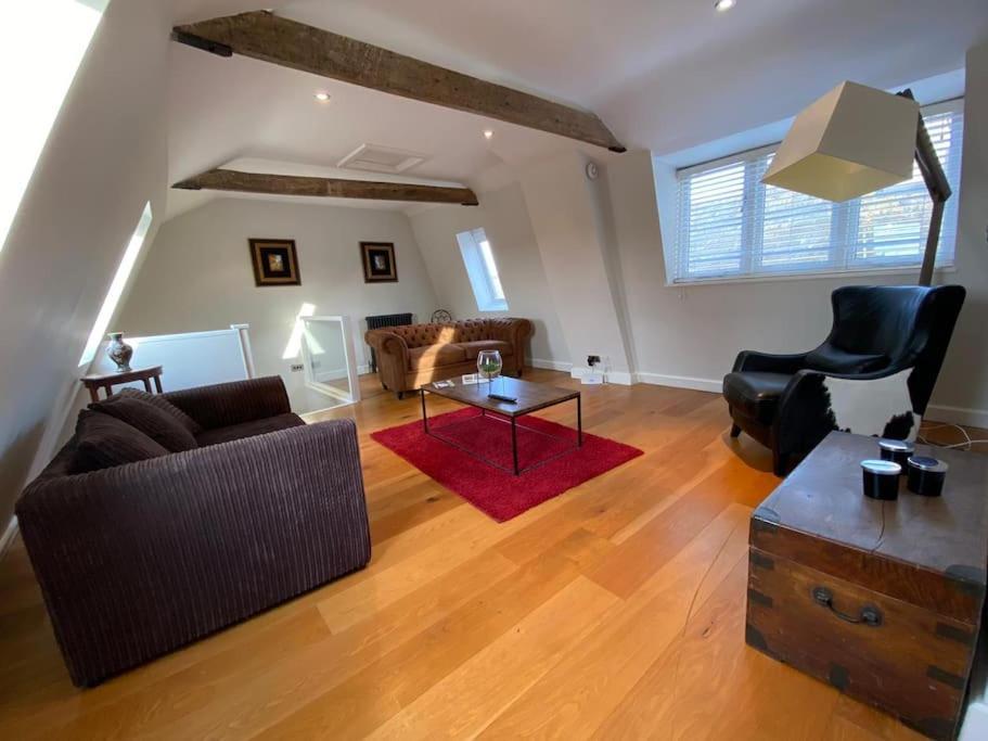 The Granary, Lovely Townhouse In Central סטמפורד מראה חיצוני תמונה