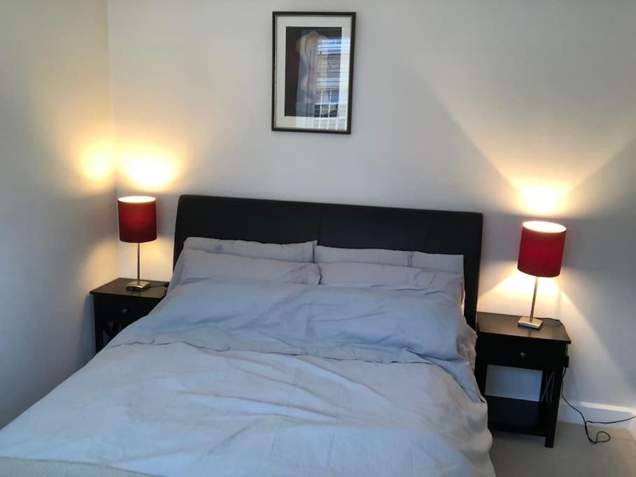 The Granary, Lovely Townhouse In Central סטמפורד מראה חיצוני תמונה